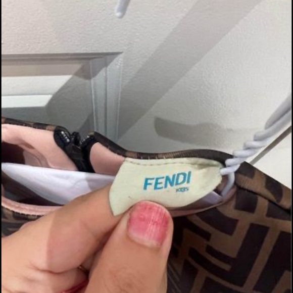 3 year old Fendi dress - Picture 2 of 2